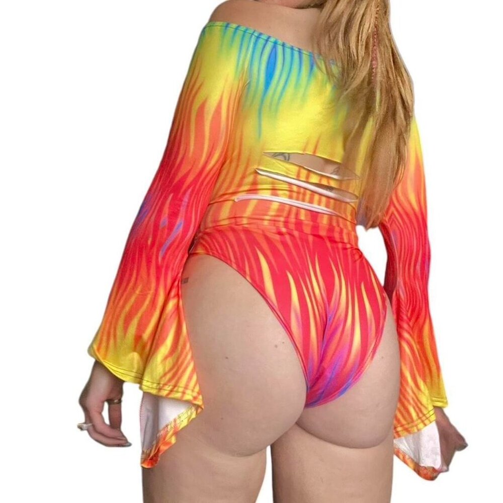 Handmade Tie Dye Slit Weave Bodysuit - Picture 2 of 7